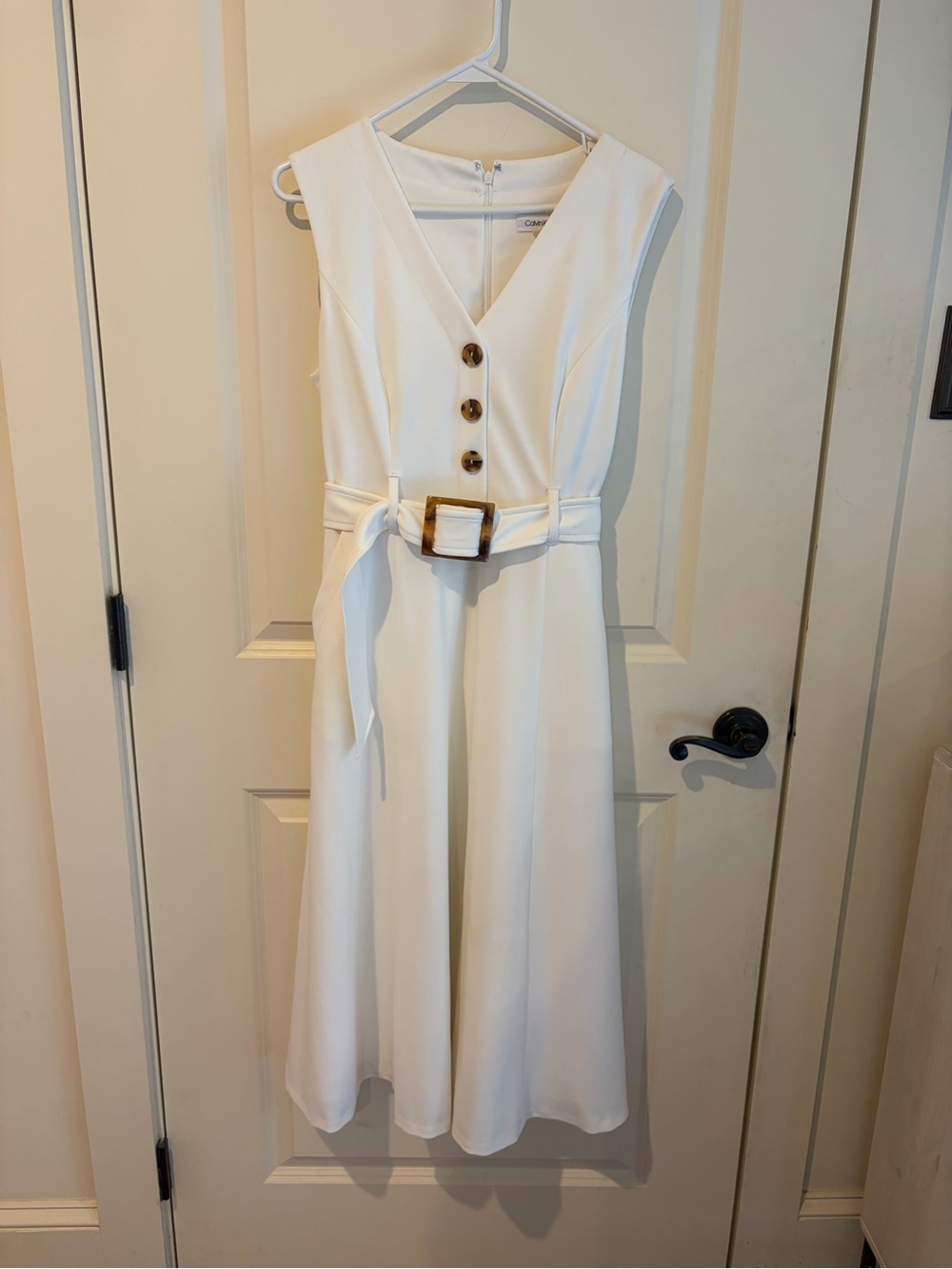 Calvin Klein Sleeveless White V-Neck Belted Midi Dress
